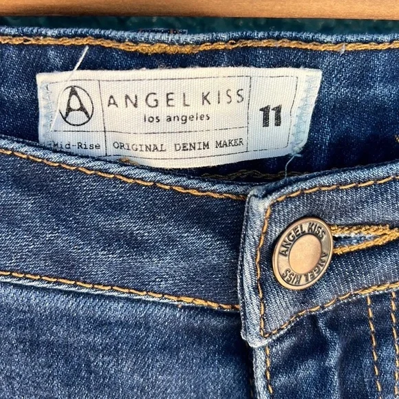 Woman’s Angel Kiss Los Angeles skinny jeans - Picture 3 of 3